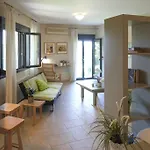 Apartment With Garden In Thessaloniki.