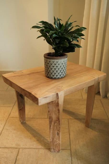 With Garden In Thessaloniki. Appartement